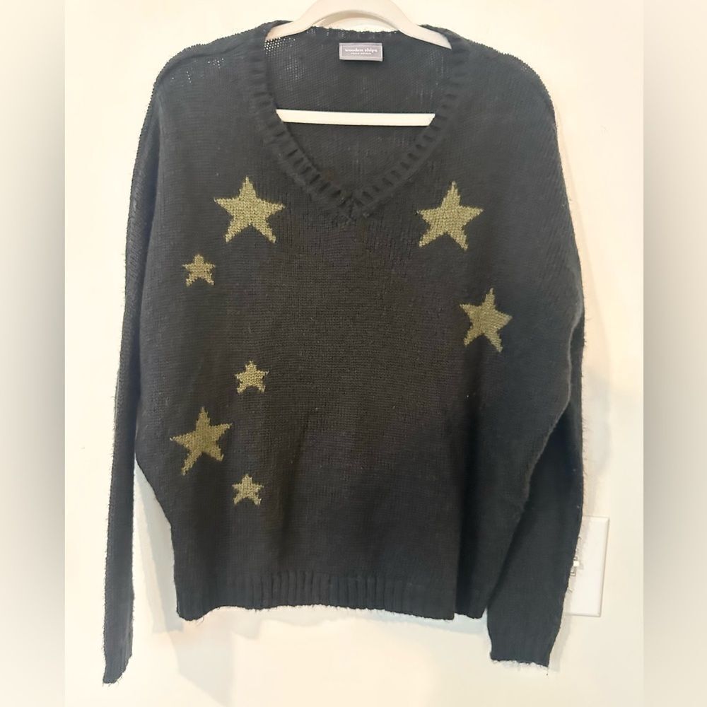 Wooden Ships - Camo Green Stars V-Lightweight Sweater Black S/M